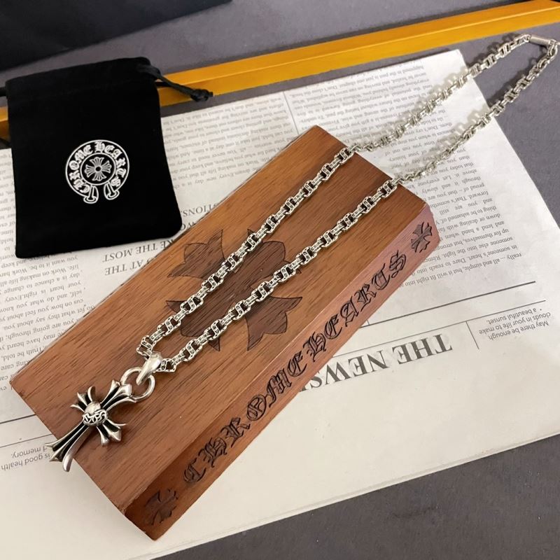 Ch**me He**ts necklaces
